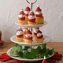 サンタのカップケーキ
